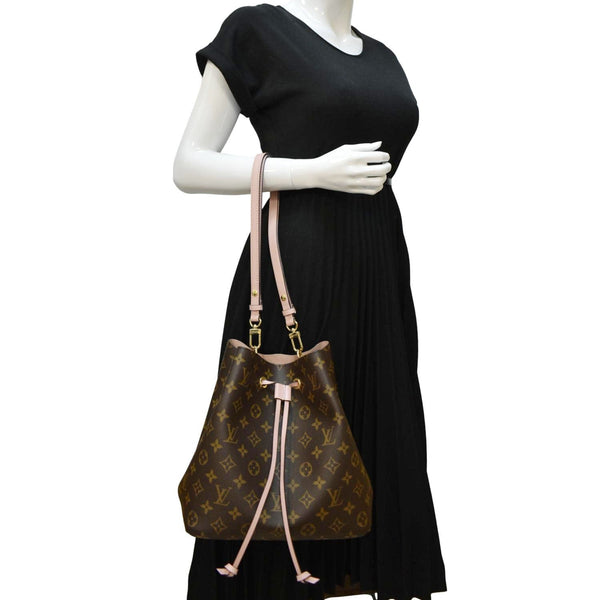 LOUIS VUITTON Neonoe Monogram Canvas Shoulder Bag Rose Ballerine