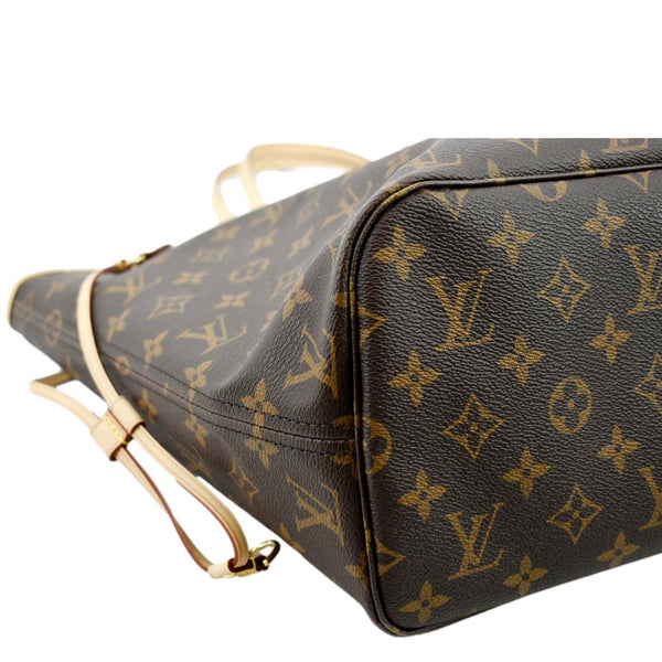 LOUIS VUITTON Neverfull MM Monogram Canvas Tote Bag Brown