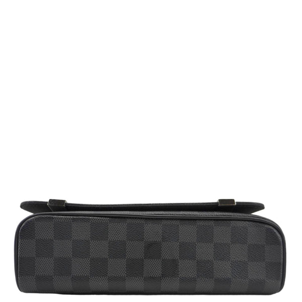LOUIS VUITTON District PM Messenger Damier Graphite Messenger Bag Black