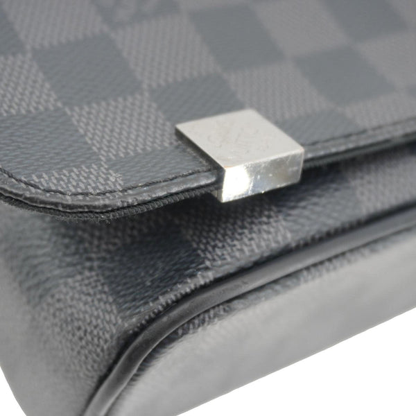 LOUIS VUITTON District PM Messenger Damier Graphite Messenger Bag Black