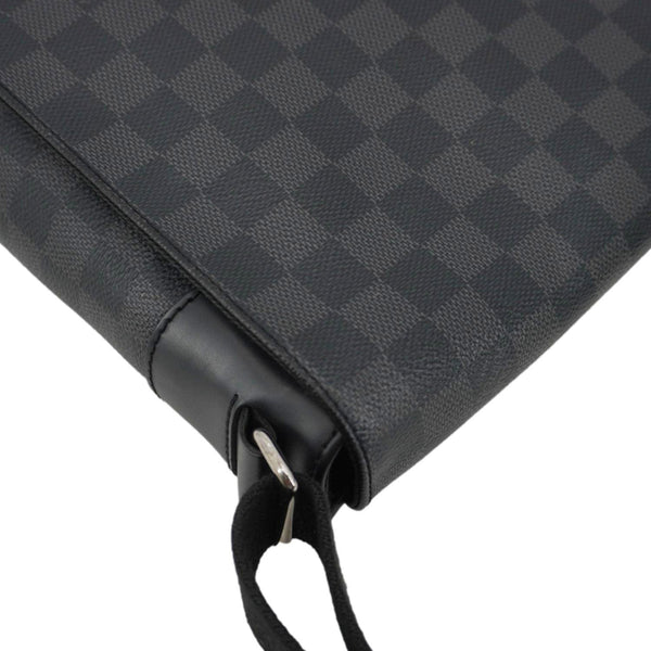 LOUIS VUITTON District PM Messenger Damier Graphite Messenger Bag Black