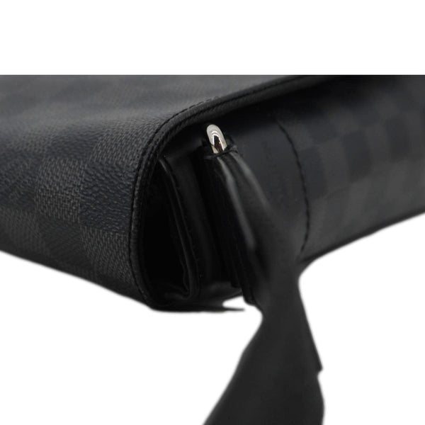 LOUIS VUITTON District PM Messenger Damier Graphite Messenger Bag Black