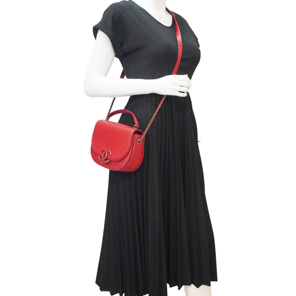 CHANEL Coco Curve Flap Small Quilted Calfskin Leather Messenger Bag Red