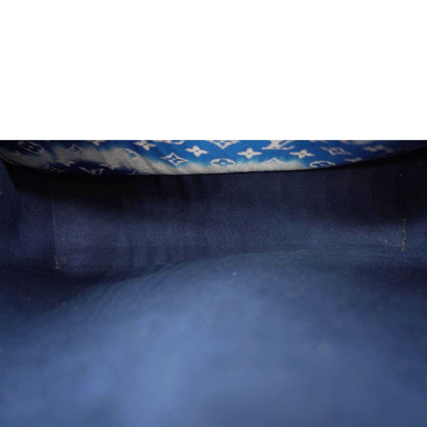 LOUIS VUITTON Escale Neonoe MM Monogram Giant Shoulder Bag Blue