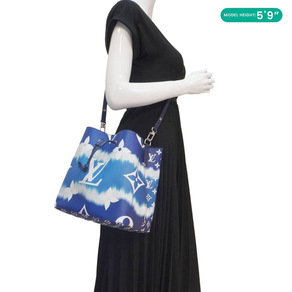 LOUIS VUITTON Escale Neonoe MM Monogram Giant Shoulder Bag Blue