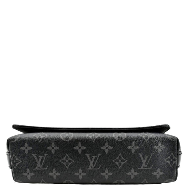 LOUIS VUITTON District PM Monogram Eclipse Messenger Bag Black