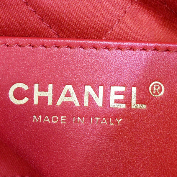 CHANEL 22 Mini Chain Shiny Calfskin Leather Shoulder Bag Red