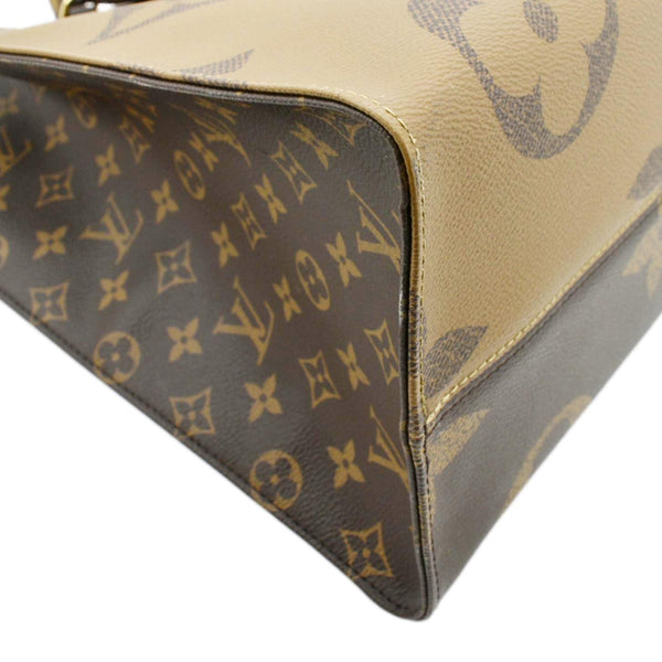 Louis Vuitton Onthego GM Monogram Tote Shoulder Bag - Left