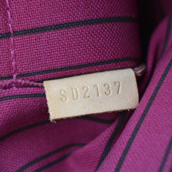 LOUIS VUITTON Neverfull Monogram Canvas Pochette Wristlet Pouch Fuchsia