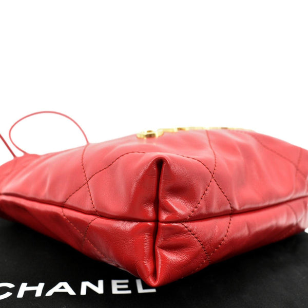 CHANEL 22 Mini Chain Shiny Calfskin Leather Shoulder Bag Red