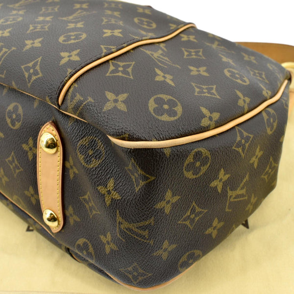 Louis Vuitton Galliera PM Monogram Hobo Shoulder Bag in brown color