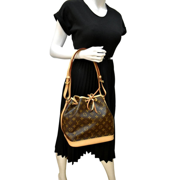 LOUIS VUITTON Petit Noe NM Monogram Canvas Shoulder Bag Brown