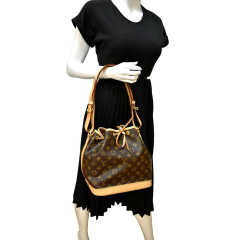 LOUIS VUITTON Petit Noe NM Monogram Canvas Shoulder Bag Brown