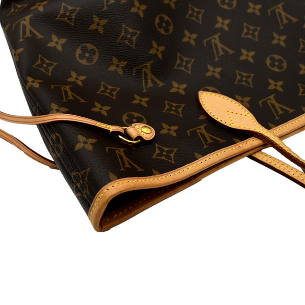 LOUIS VUITTON Neverfull MM Monogram Canvas Tote Bag Brown/Red