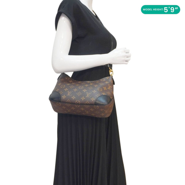 LOUIS VUITTON Boulogne Monogram Canvas Shoulder Bag Brown