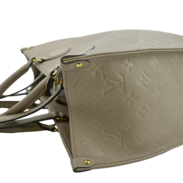 LOUIS VUITTON Onthego MM Giant Monogram Empreinte Leather Tote Shoulder Bag Tourterelle Beige