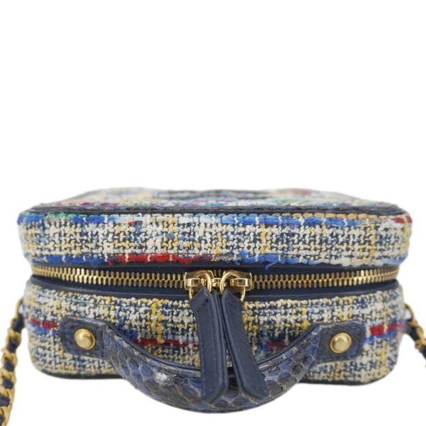 CHANEL Filigree CC Small Tweed Vanity Case Multicolor