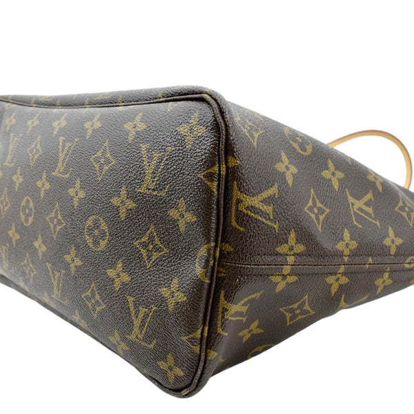 LOUIS VUITTON Neverfull MM Monogram Canvas Tote Bag Brown