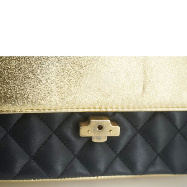 CHANEL CC Chic Double Flap Quilted Leather Shoulder Bag Black