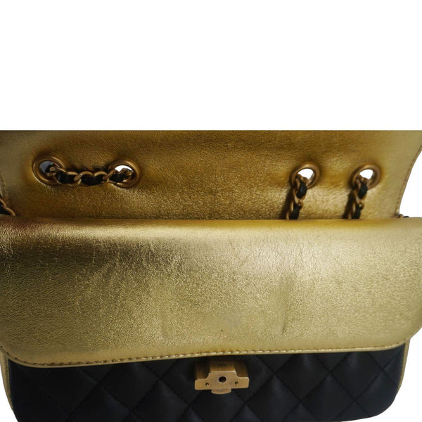 CHANEL CC Chic Double Flap Quilted Leather Shoulder Bag Black