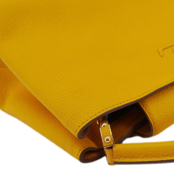 LOUIS VUITTON Capucines MM Taurillon Leather Satchel Bag Yellow