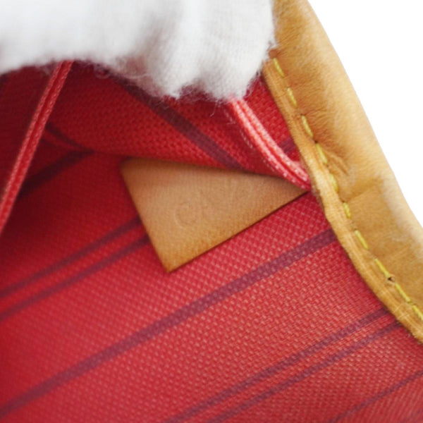 LOUIS VUITTON Neverfull MM V Monogram Canvas Tote Bag Brown