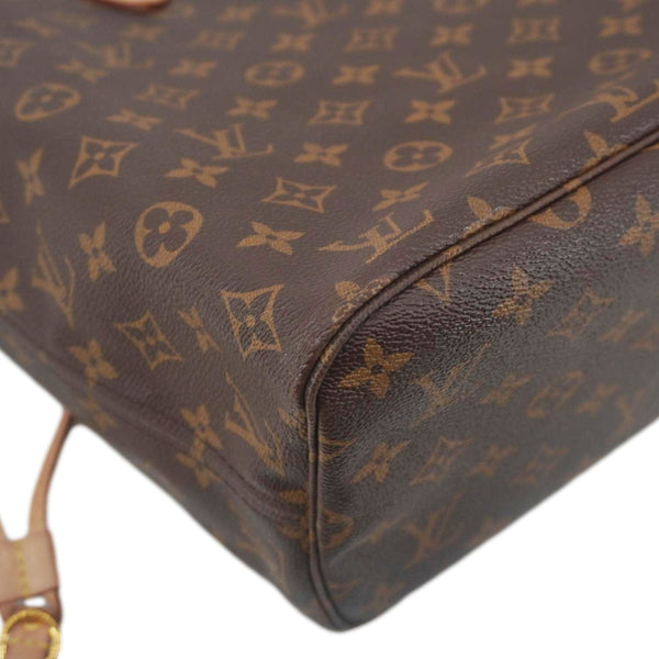 LOUIS VUITTON Neverfull MM Monogram Canvas Shoulder Bag Brown