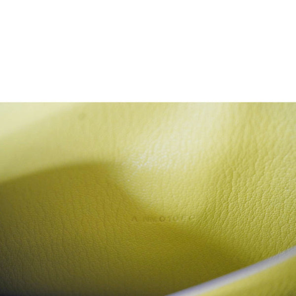 HERMES Clic 16 Epsom Leather Wallet on Strap Crossbody Bag Lime