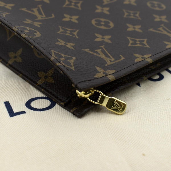 Louis Vuitton Toiletry Monogram Canvas Cosmetic Pouch - Zip