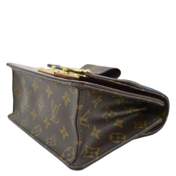 LOUIS VUITTON Wynwood Monogram Vernis Leather Crossbody Bag Red