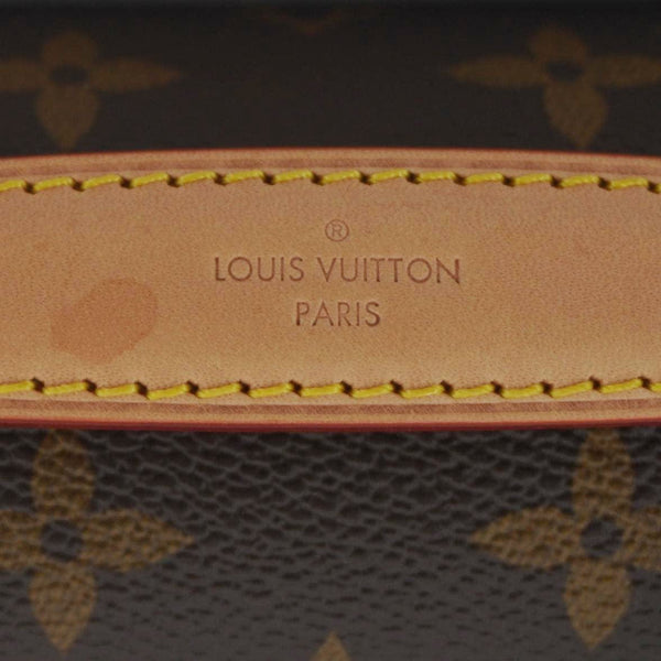 LOUIS VUITTON Metis East West Pochette Monogram Canvas Chain Shoulder Bag Brown