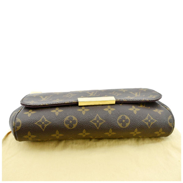 LOUIS VUITTON Favorite MM Monogram Canvas Crossbody Bag Brown