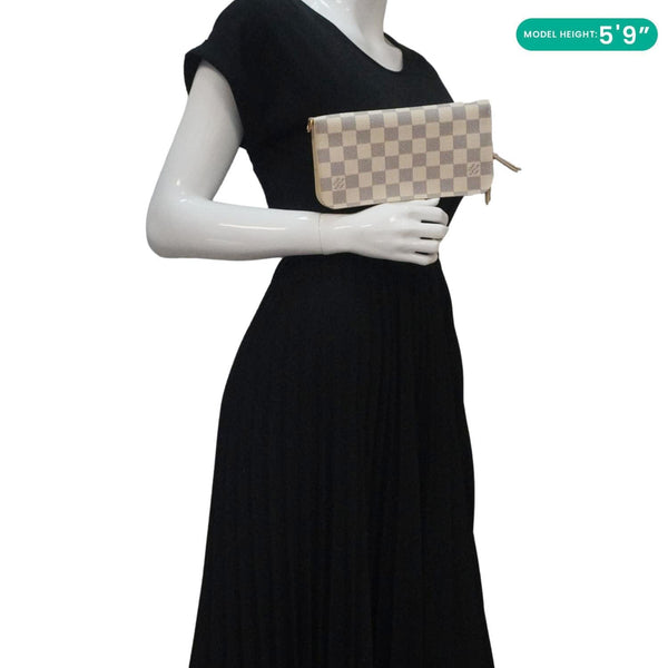 LOUIS VUITTON Insolite Damier Azur Wallet White