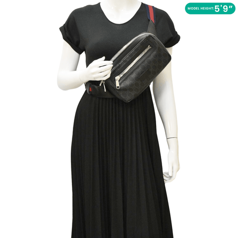 GUCCI GG Supreme Canvas Zip Belt Bag Black 474293