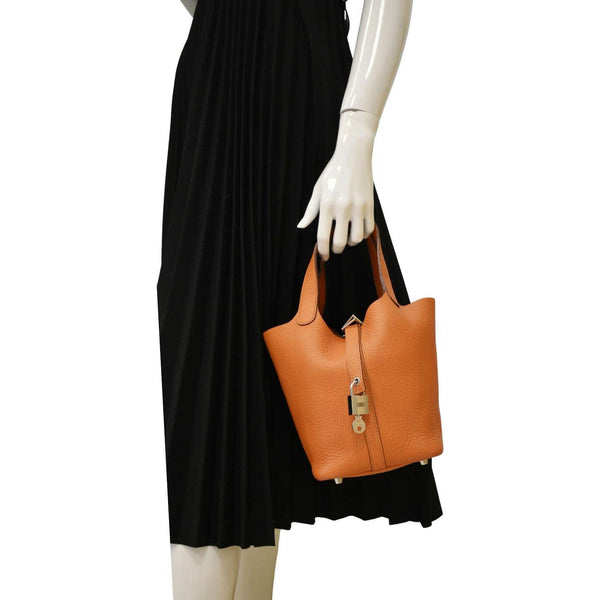 HERMES Picotin Lock 18 Taurillon Clemence Leather Hobo Bag Orange