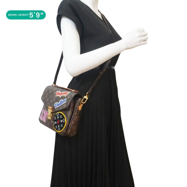 LOUIS VUITTON Metis Pochette Patches Monogram Canvas Crossbody Bag Brown