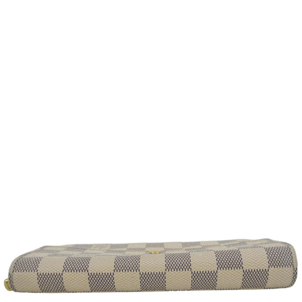 LOUIS VUITTON Porte Tresor Damier Azur Wallet White