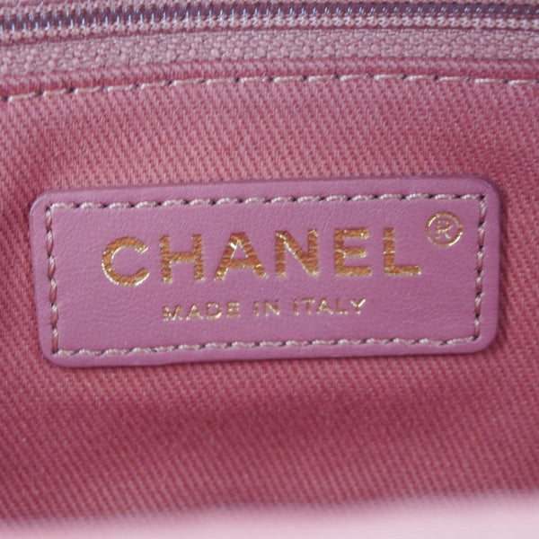CHANEL Business Affinity Quilted Caviar Leather Belt Bag Pink