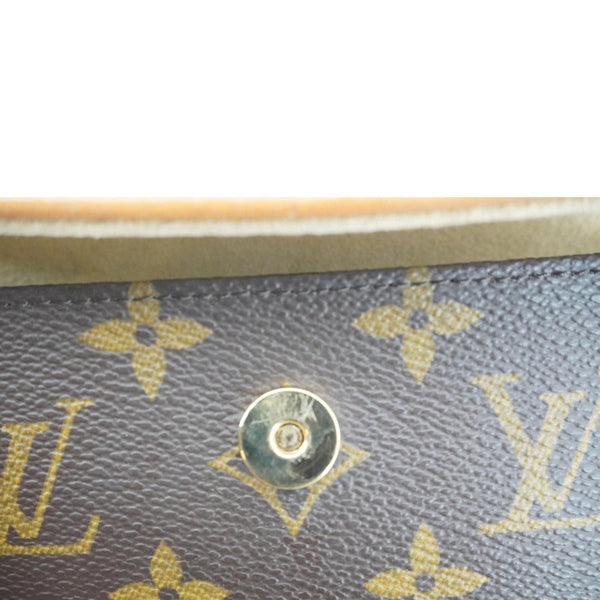 LOUIS VUITTON Pochette Florentine Monogram Canvas Waist Bag Brown