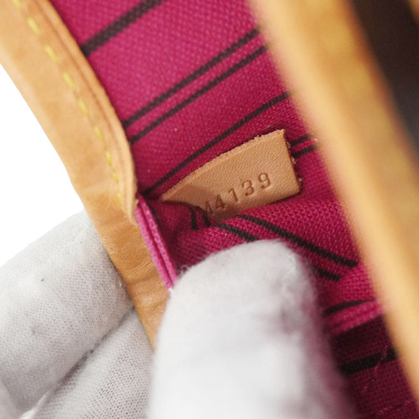 LOUIS VUITTON Neverfull MM Monogram Canvas Shoulder Bag Brown