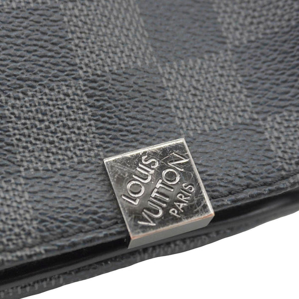 LOUIS VUITTON District PM Messenger Damier Graphite Messenger Bag Black