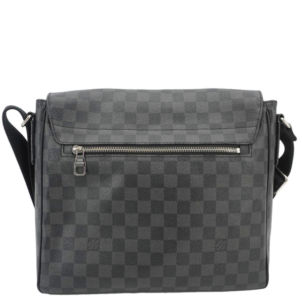 LOUIS VUITTON District Messenger Damier Graphite Messenger Bag Black