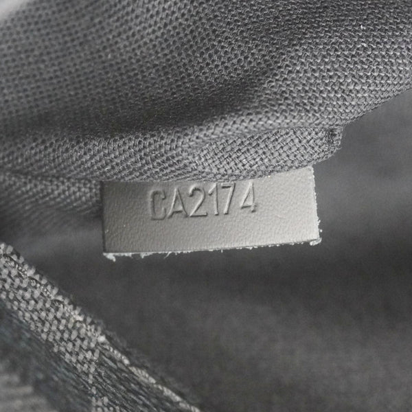 LOUIS VUITTON District Messenger Damier Graphite Messenger Bag Black