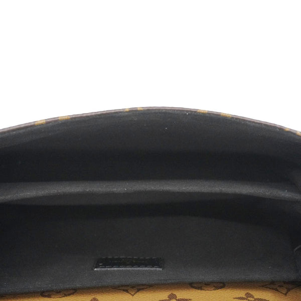 LOUIS VUITTON Metis Pochette Reverse Monogram Canvas Crossbody Bag Brown