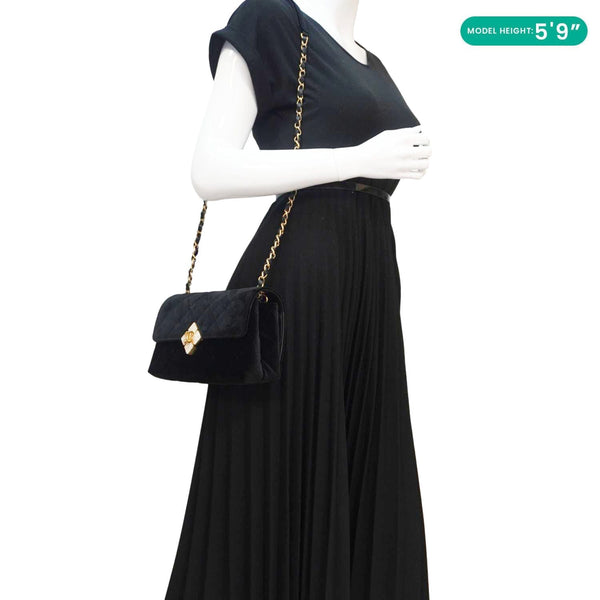 CHANEL Strass Diamond Lock Flap Velvet Shoulder Bag Black