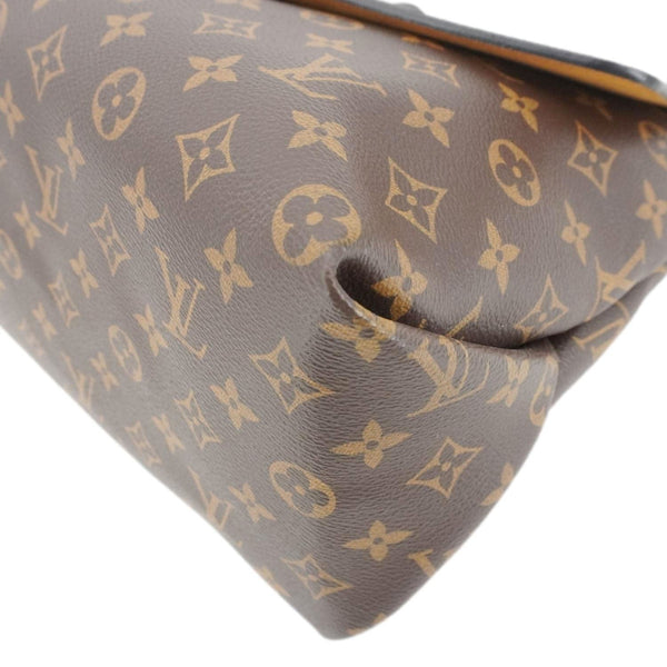 LOUIS VUITTON Beaubourg MM Monogram Canvas Shoulder Bag Brown