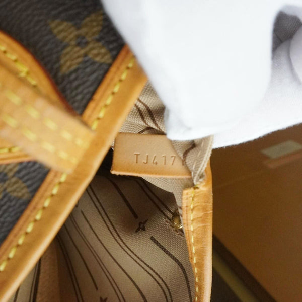 LOUIS VUITTON Neverfull GM Monogram Canvas Tote Bag Brown