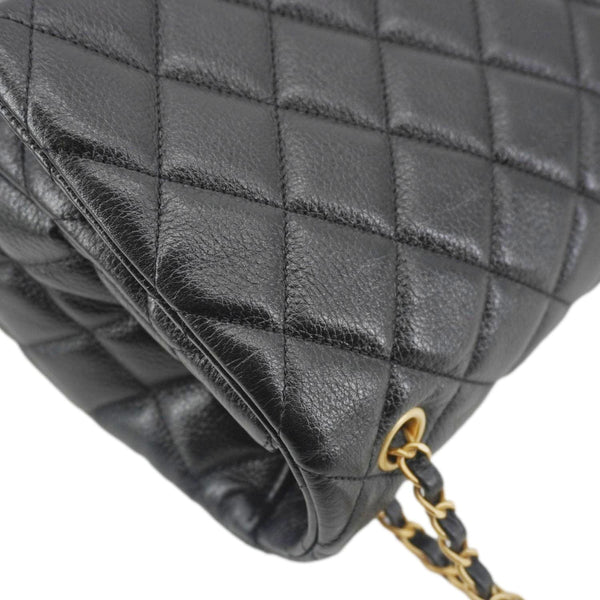 High-Quality CHANEL XXL Black Lambskin Flap Bag Detail Close-Up
