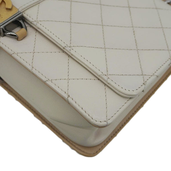 CHANEL CC Flap Quilted Leather Chain Crossbody Bag White