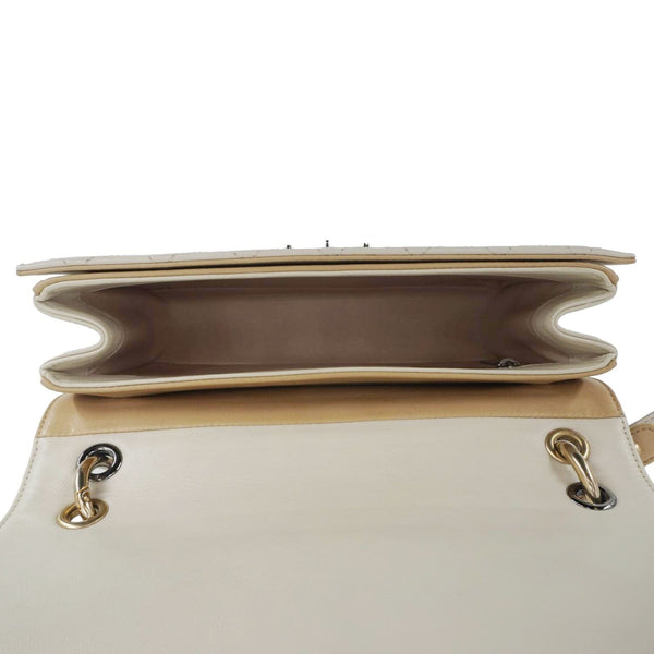 CHANEL CC Flap Quilted Leather Chain Crossbody Bag White